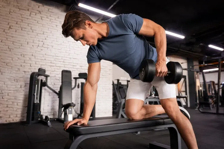 How to Do a Fly Workout With Dumbbells for a Strong Chest